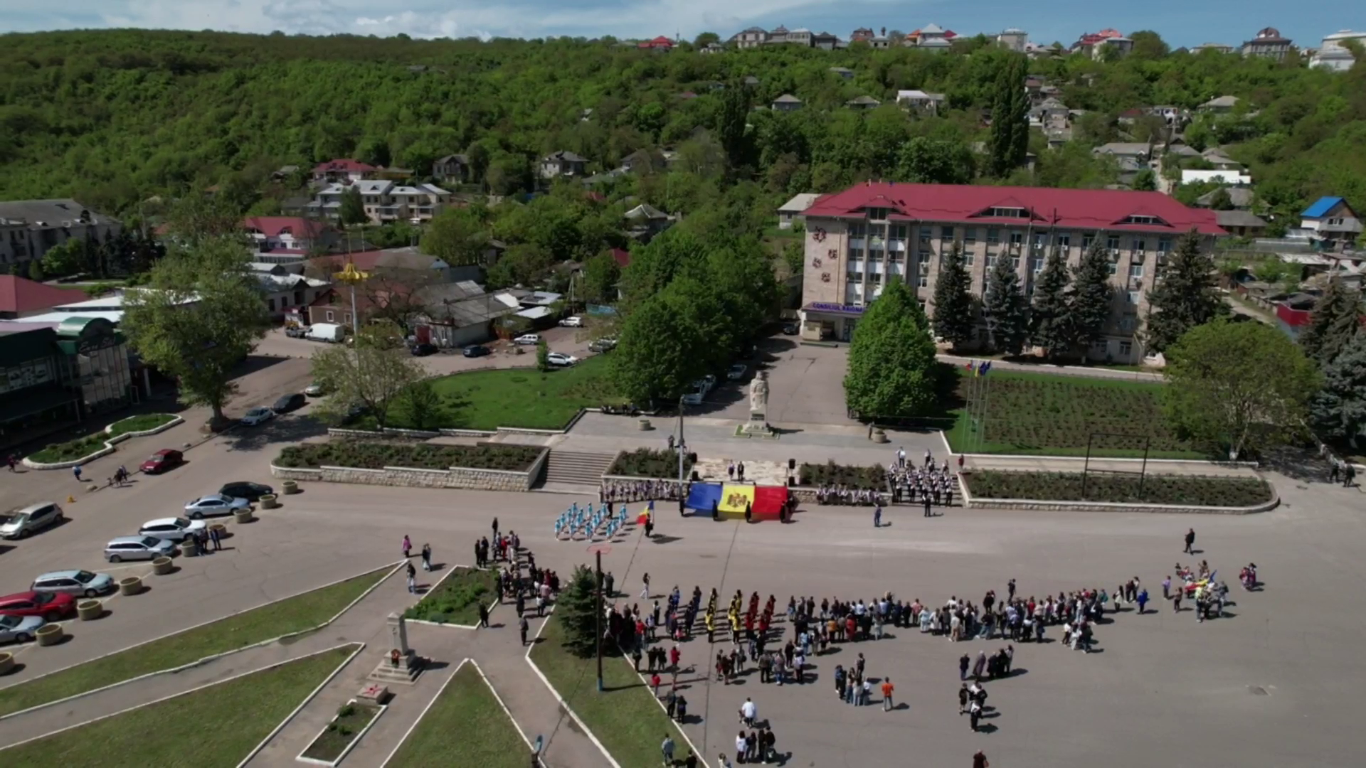 Salariu_mare_și_un_loc_de_muncă_aproape_de casă_Ceși_mai_doresc_candidații_moldoveni_LucruMD