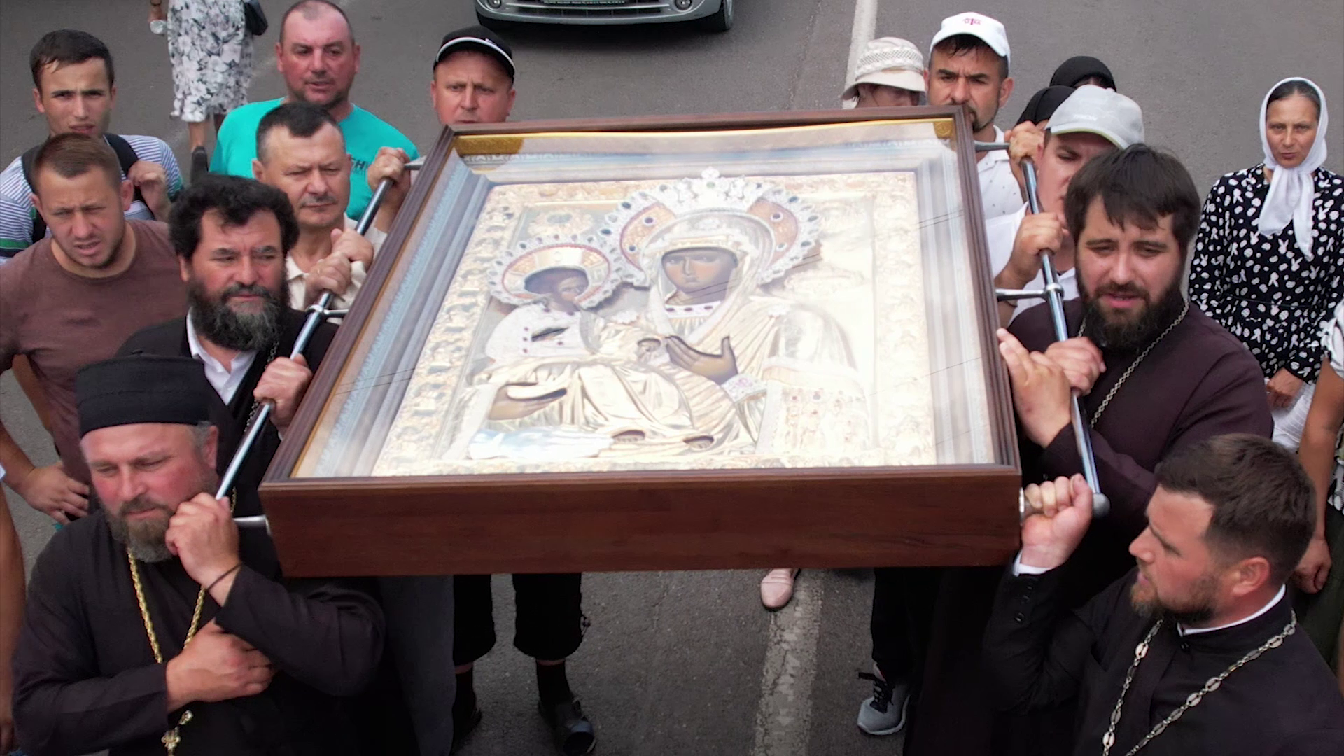 Salariu_mare_și_un_loc_de_muncă_aproape_de casă_Ceși_mai_doresc_candidații_moldoveni_LucruMD