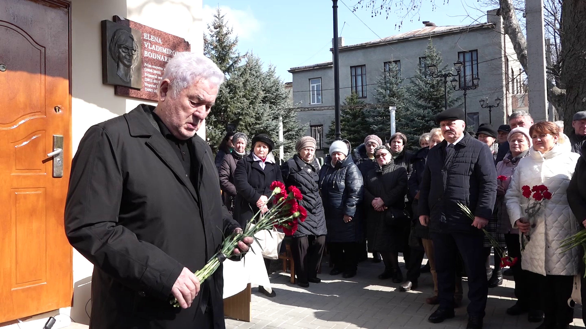 Salariu_mare_și_un_loc_de_muncă_aproape_de casă_Ceși_mai_doresc_candidații_moldoveni_LucruMD