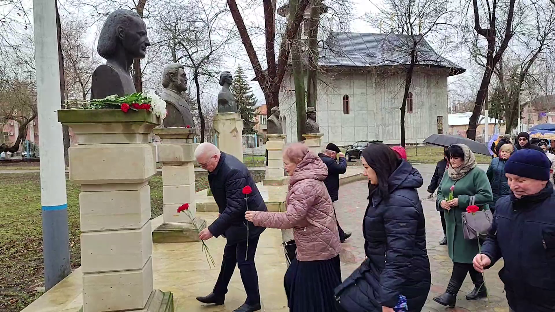 Salariu_mare_și_un_loc_de_muncă_aproape_de casă_Ceși_mai_doresc_candidații_moldoveni_LucruMD