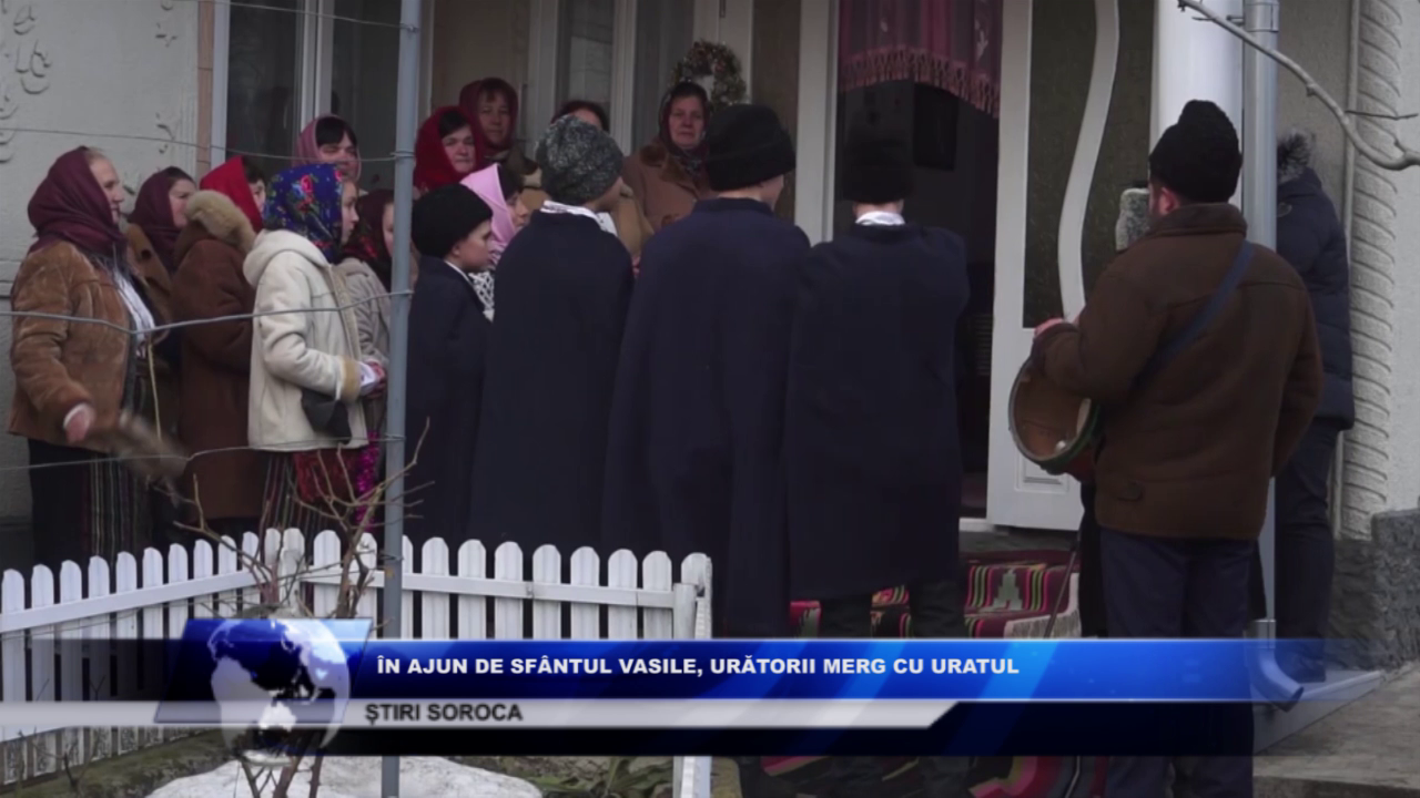 În ajun de Sfântul Vasile, urătorii merg cu uratul