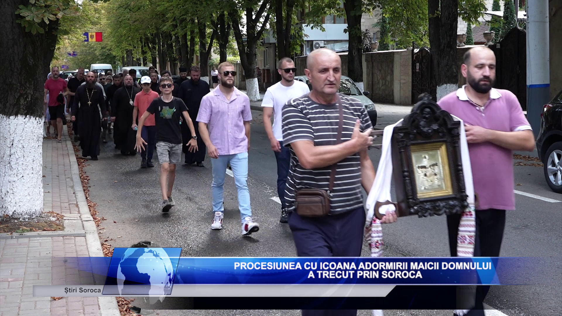 Procesiunea cu icoana Adormirii Maicii Domnului  a trecut prin Soroca